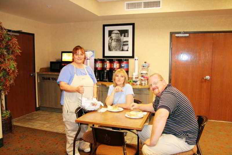 Hampton Inn Phoenix/Anthem Restoran fotoğraf